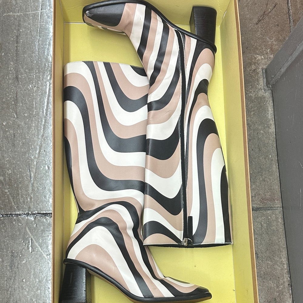 ALOHAS Black, White & Beige Swirl Heeled Boots